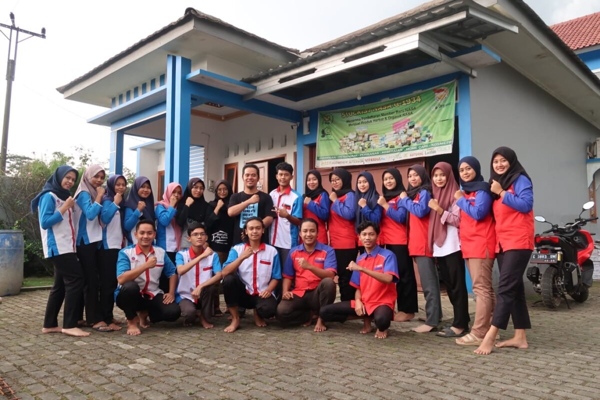 loker staff seo specialist